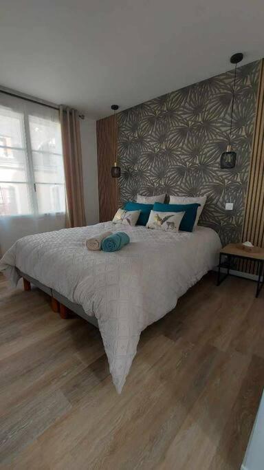 Mister Hinster - Studio Tout Confort Centre Ville Nogent-Le-Rotrou - 1E Etage エクステリア 写真